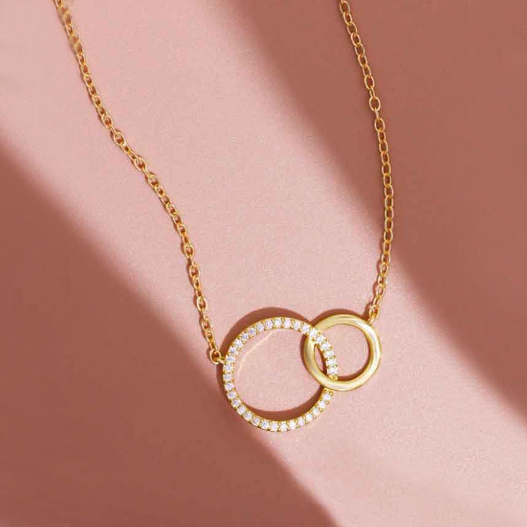 Collier UNITY
