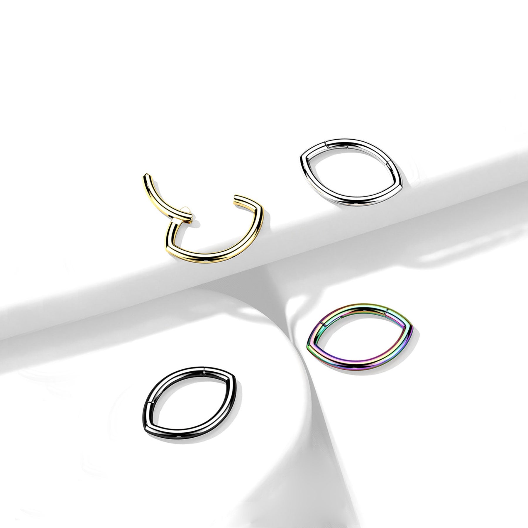 Piercing Anneau ONYKA en Titane